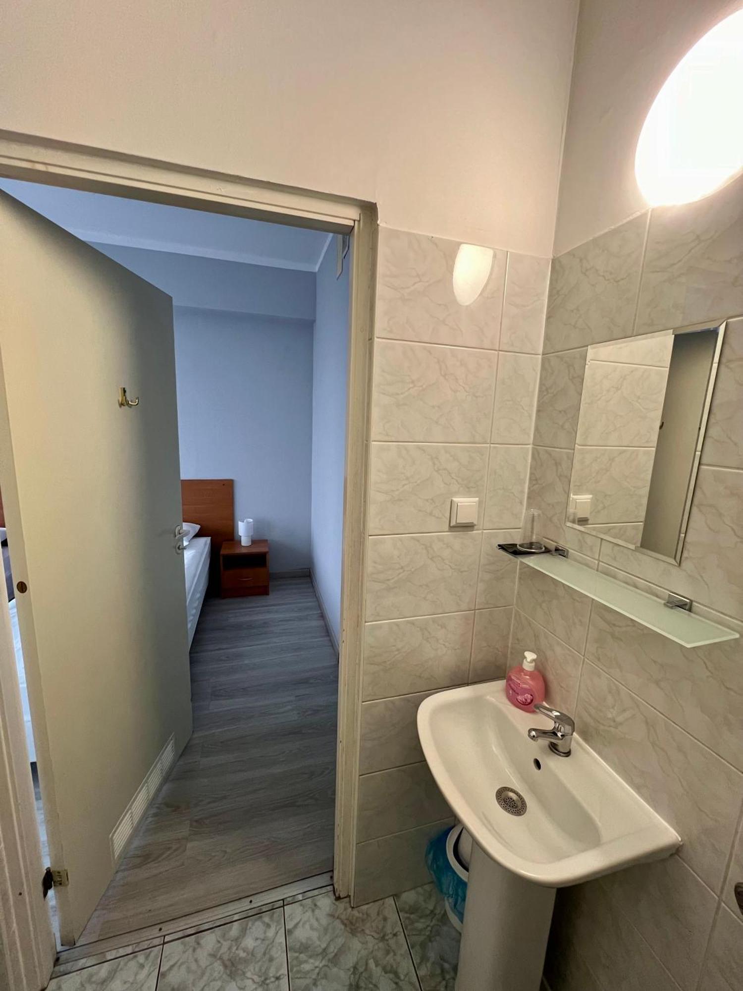 Hotel Akor 비드고슈치 외부 사진