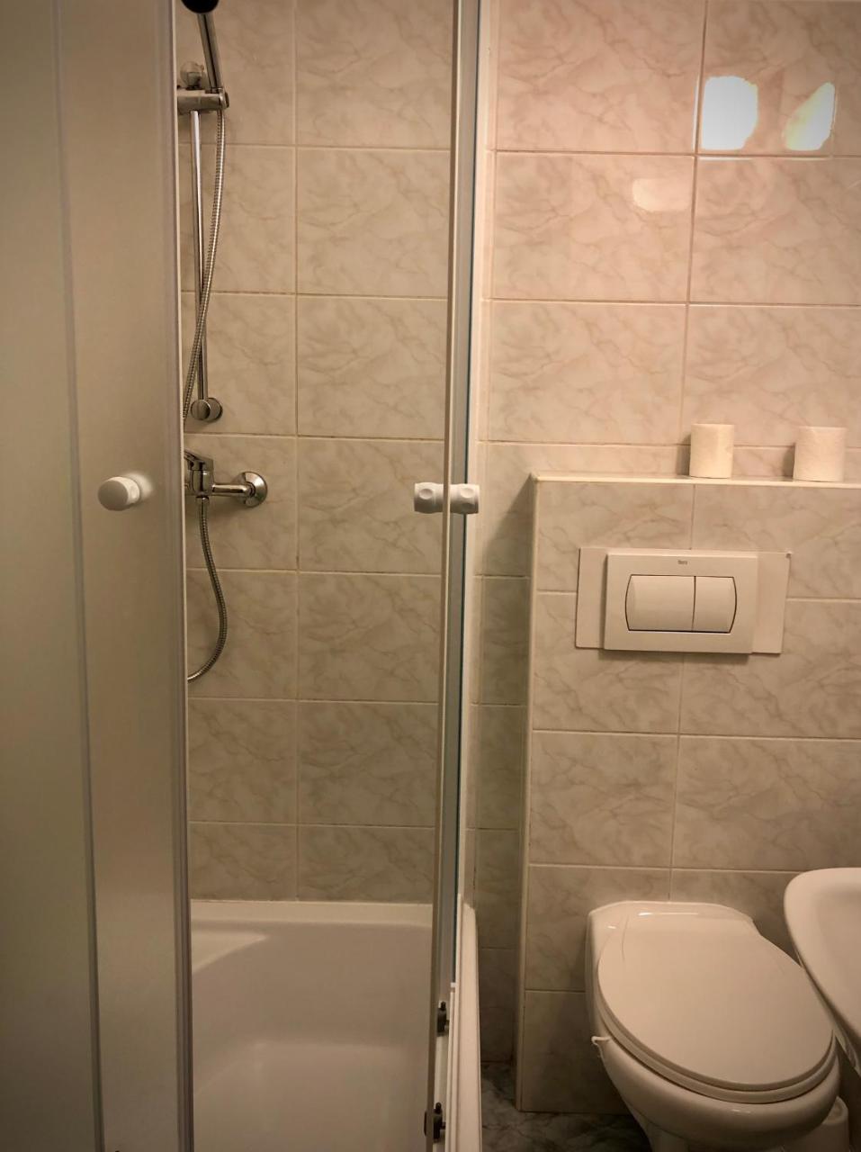 Hotel Akor 비드고슈치 외부 사진